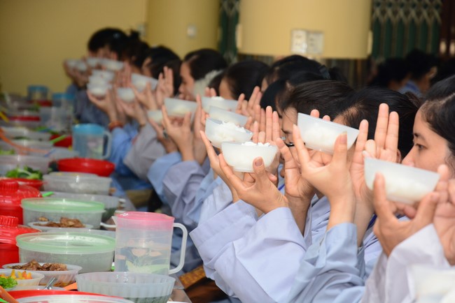 Dharma Talk “Peaceful place to stop ” – The 96th Seven-Day Retreat